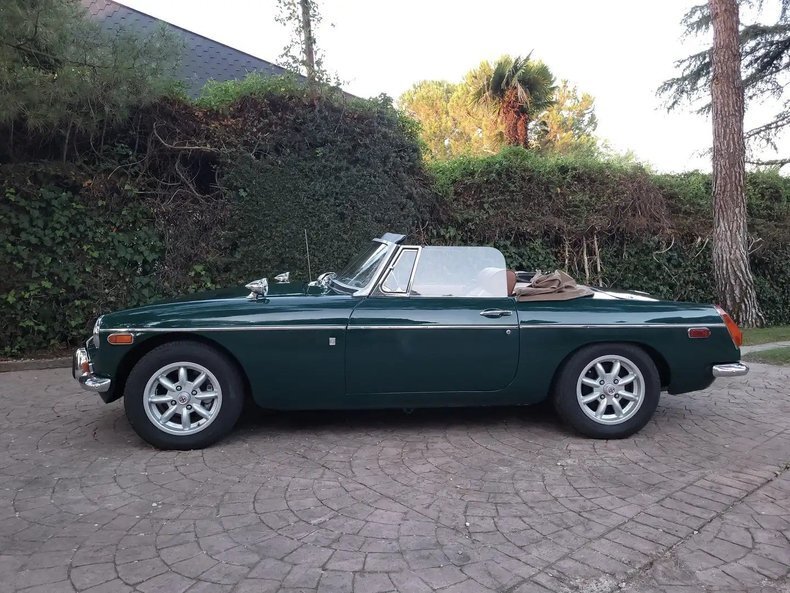 Cabriolet in Glendale, United States 4 - 19017494