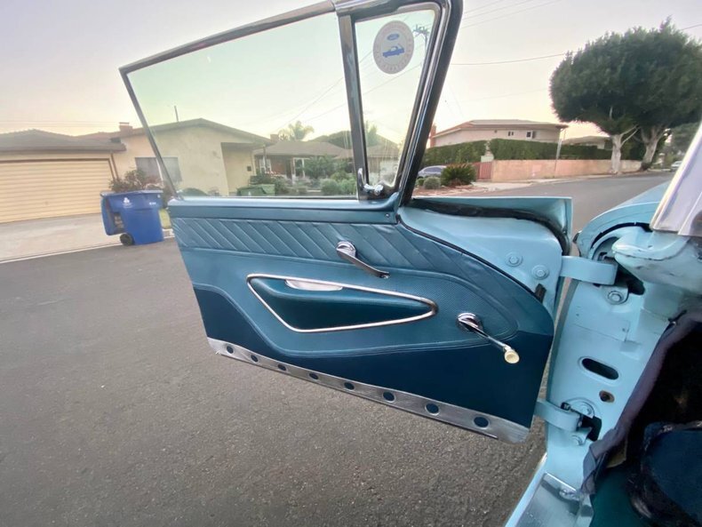 Cabriolet in Glendale, United States 5 - 19017634