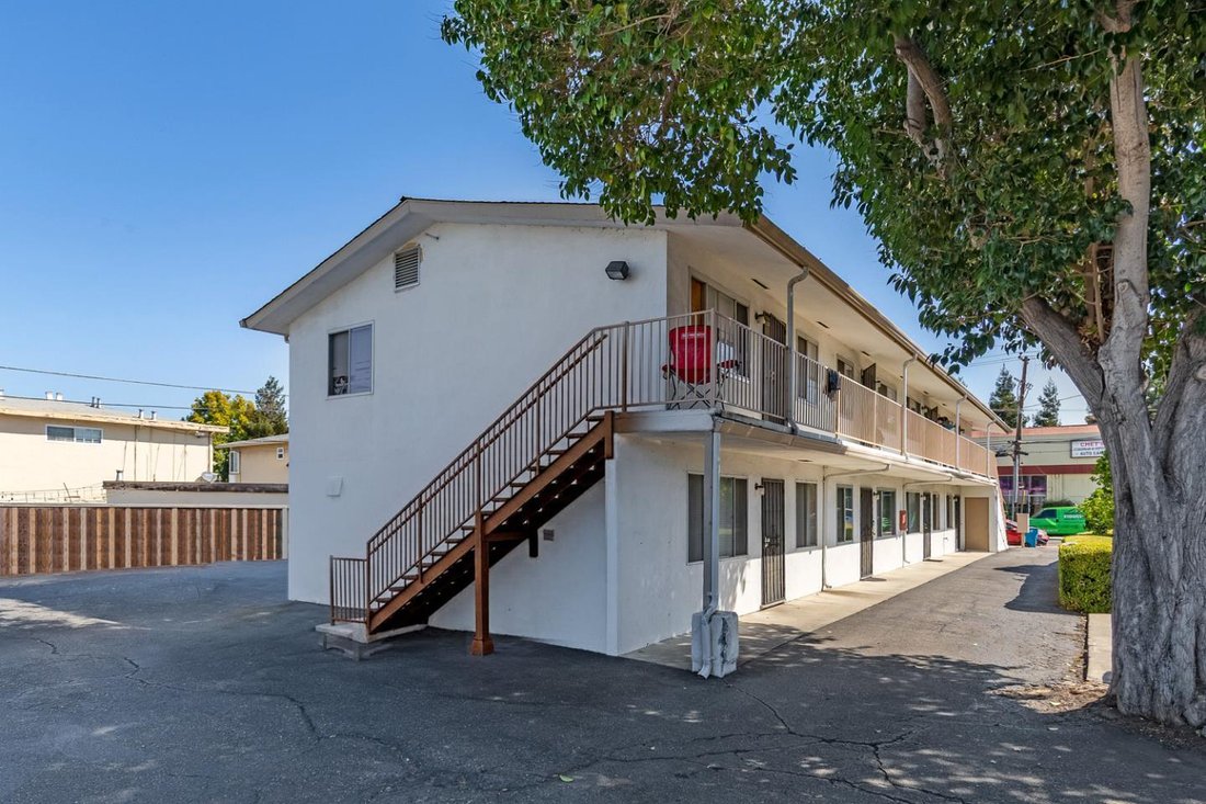 Santa Clara, California, United States 4 - 19017675