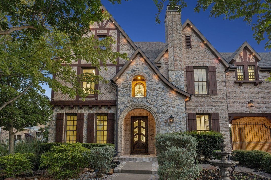 House in Frisco, Texas, United States 1 - 19017594