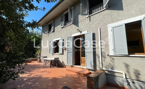 Villa in Area Nozzano - San Macario, Lucca, Toskana 1