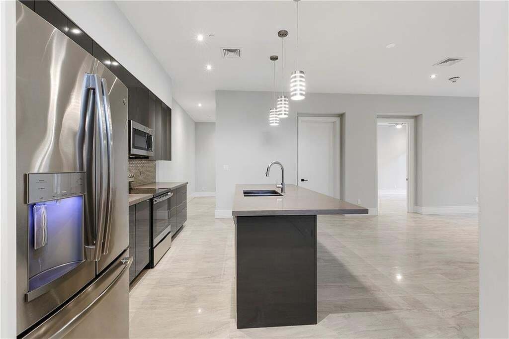 Condo in New Orleans, Louisiana, United States 5 - 19017150