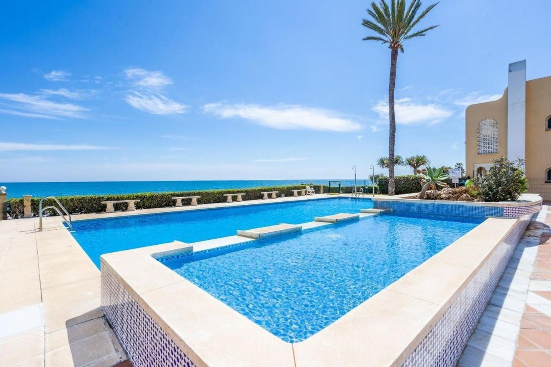 Penthouse in Estepona, Andalusia, Spain 2 - 19017230