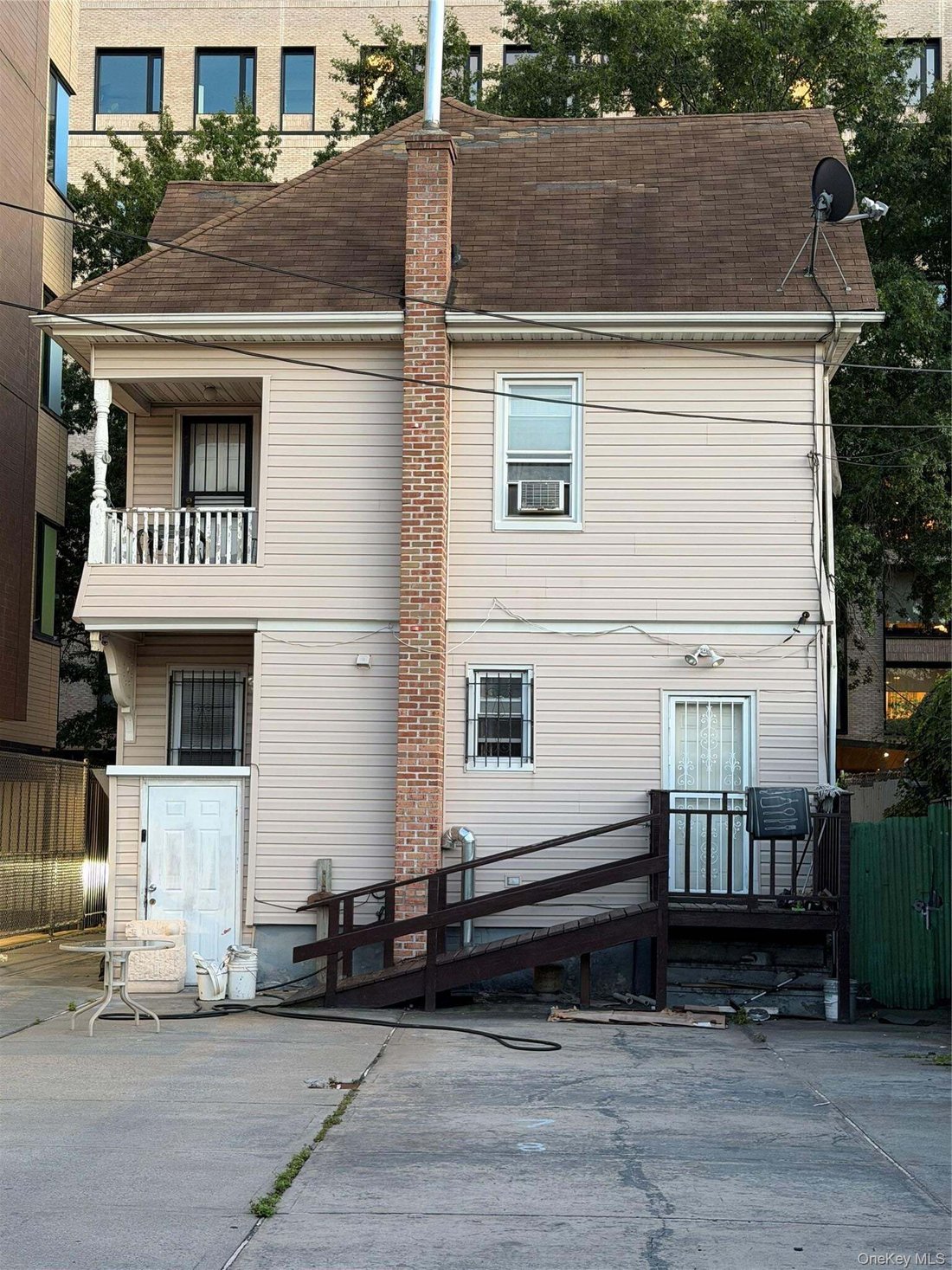 House in New York, New York, United States 4 - 19017383