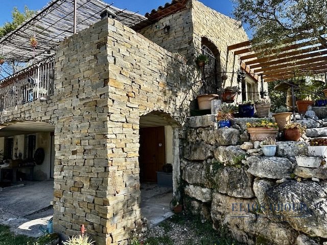 Casa en Besse-sur-Issole, Provenza-Alpes-Costa Azul, Francia 2 - 19016582