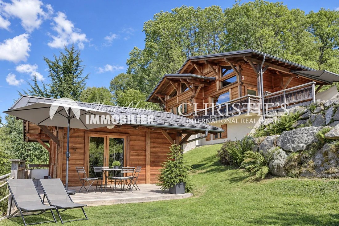Chalet in Megève, Auvergne-Rhône-Alpes, France 1 - 19017764