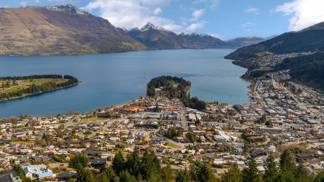 House in Queenstown, Otago, New Zealand 5 - 19017792
