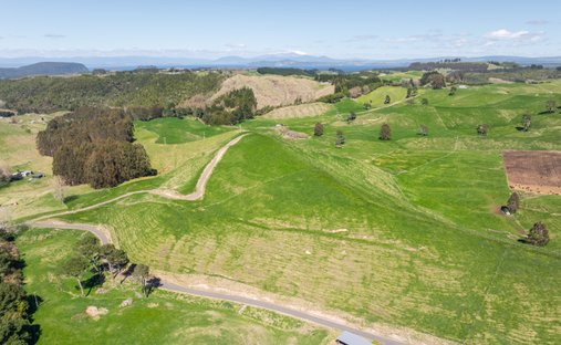 Land in Taupo, Waikato, New Zealand 1