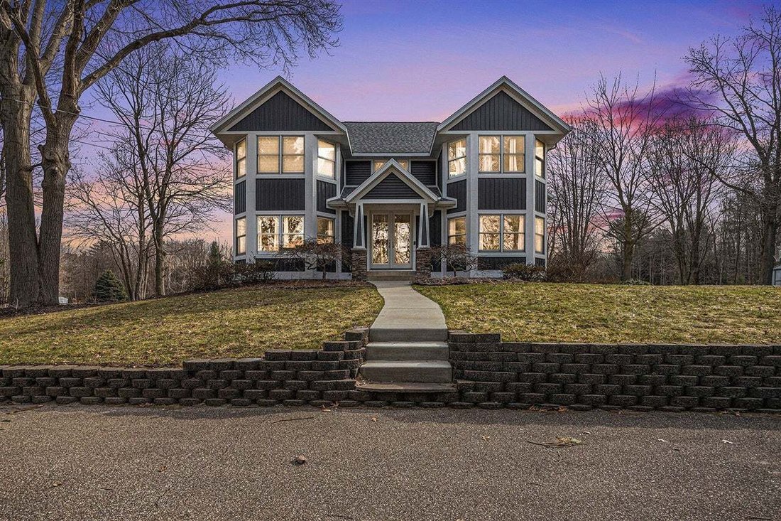 House in West Olive, Michigan, United States 1 - 19017224