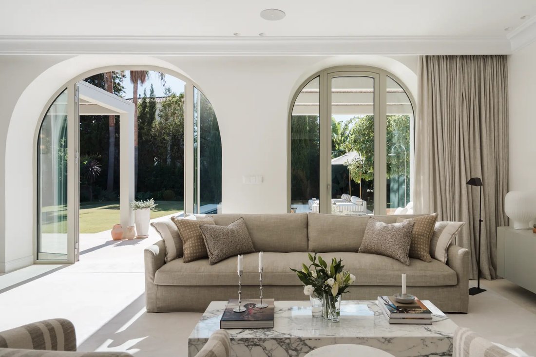Villa in Nueva Andalucia, Marbella, Spain 2 - 19017757