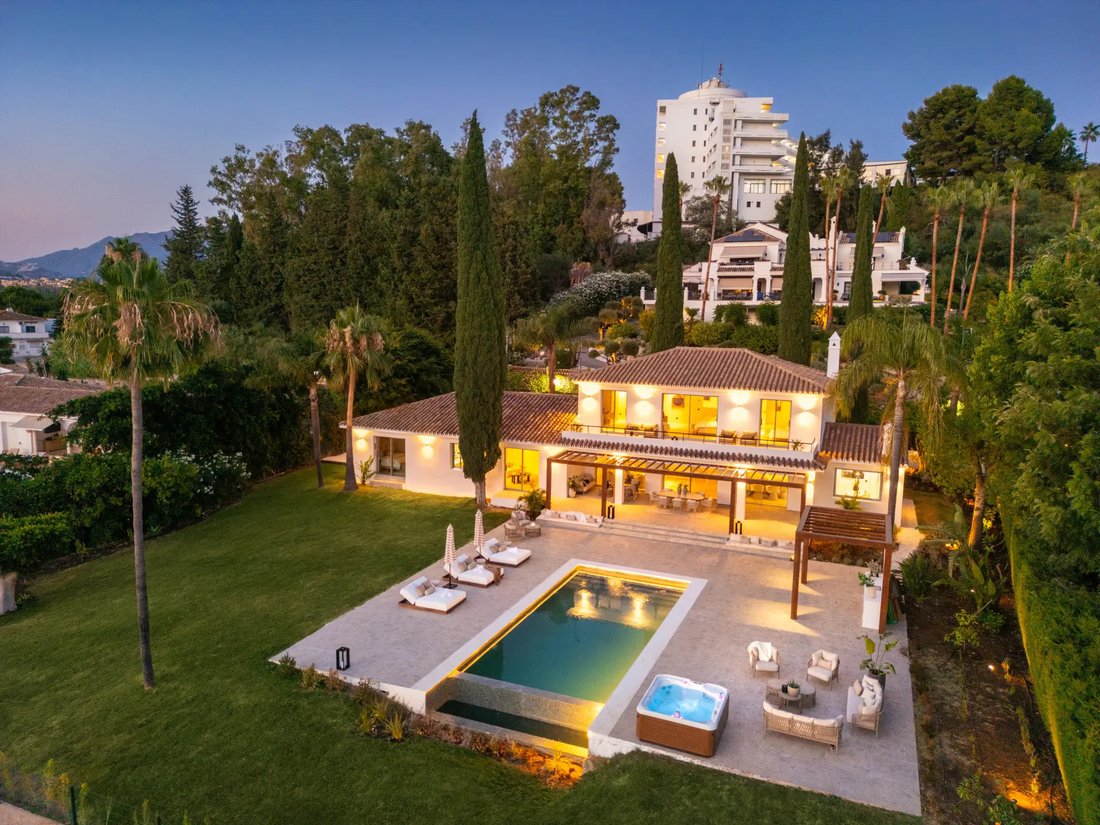 Villa in Estepona, Andalusia, Spain 1 - 19017746
