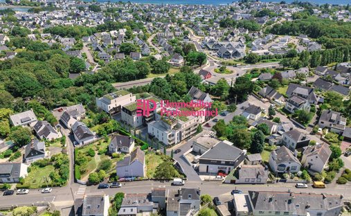 Kerguelen-Quehello Congard-Maison Rou, Larmor-Plage, Francia 1