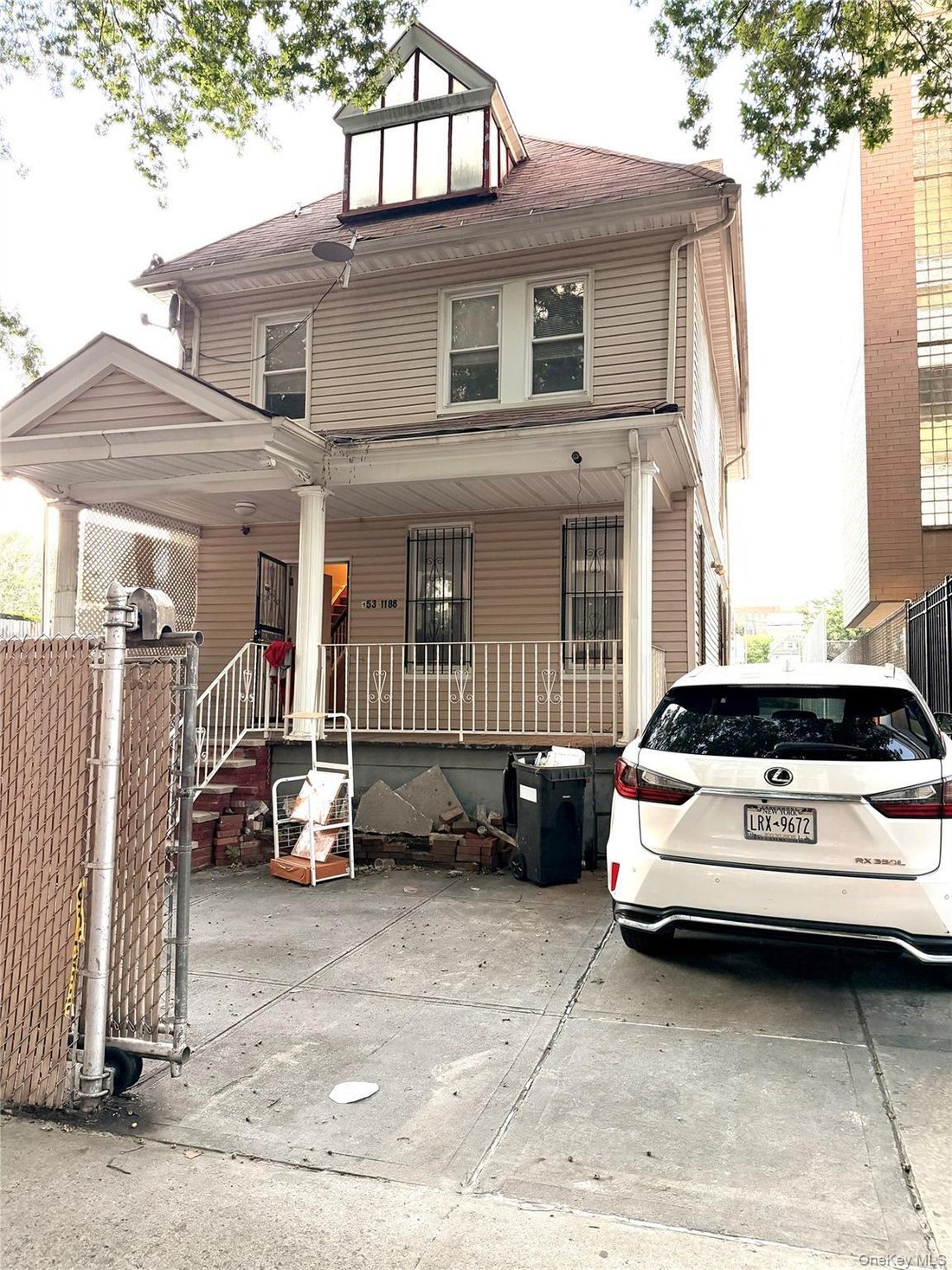 House in New York, New York, United States 2 - 19017383