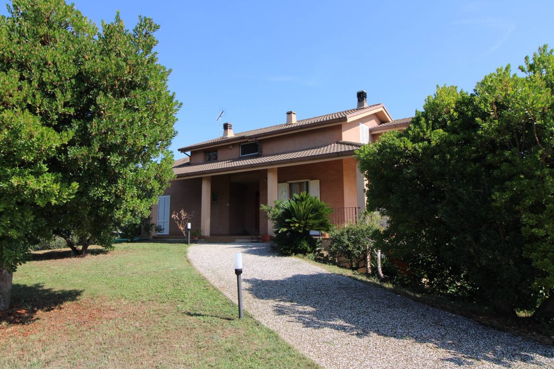 Maison à Petritoli, Marches, Italie 2 - 19016322