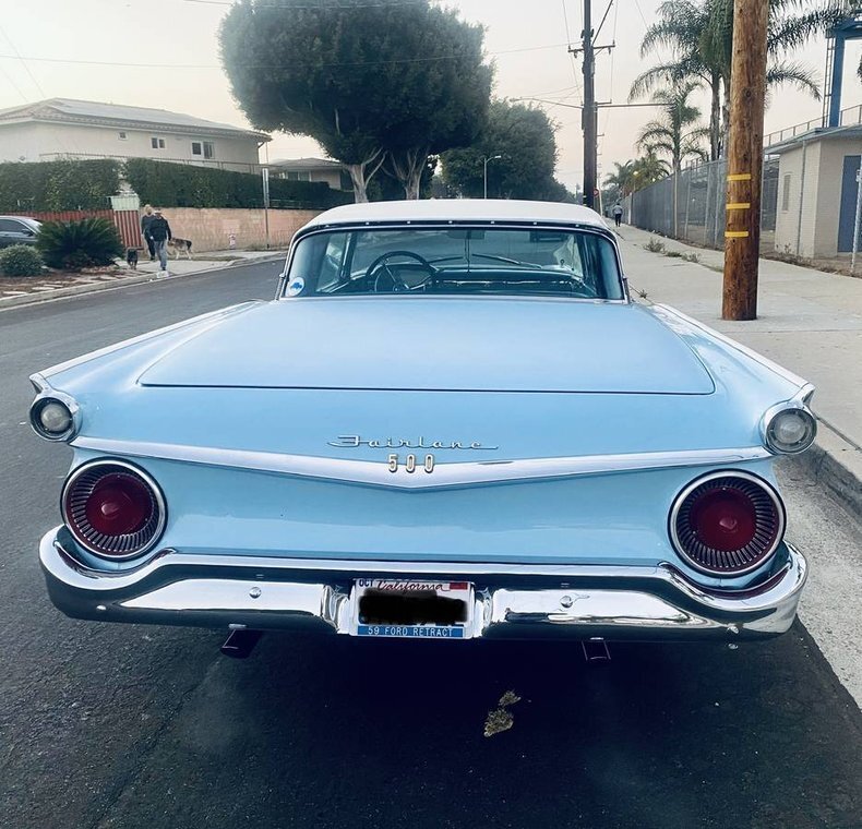 Cabriolet in Glendale, United States 4 - 19017634