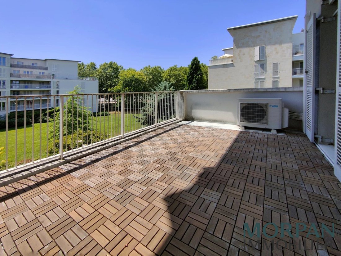 Appartamento a La Bastide, Bordeaux, Francia 1 - 19016778