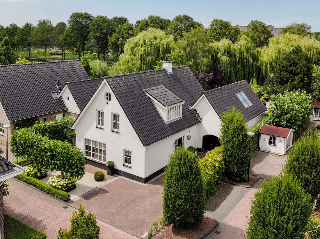 Villa in Zoetermeer, South Holland, Netherlands 1 - 19017636