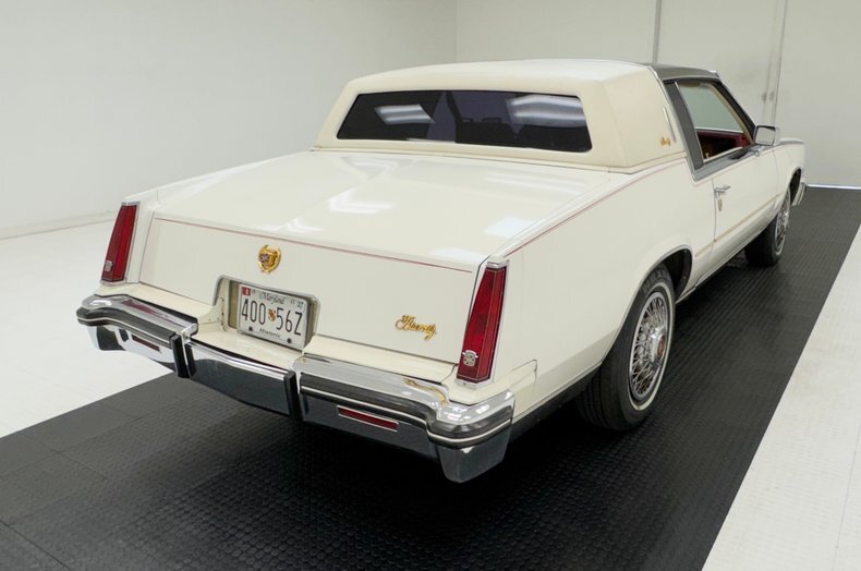 Coupe in Morgantown, United States 5 - 19017810