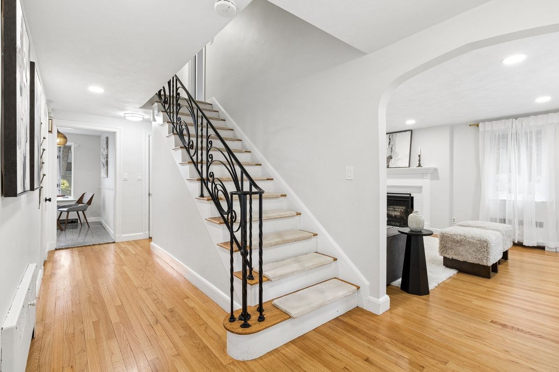 House in Newton, Massachusetts, United States 3 - 19017524