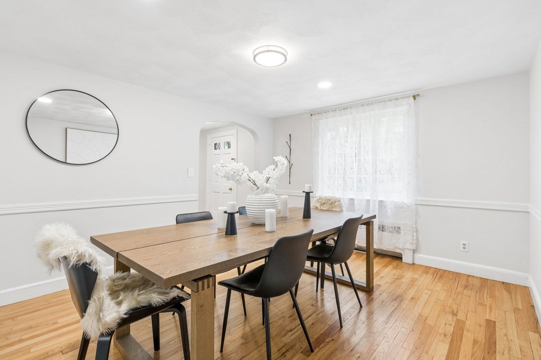 House in Newton, Massachusetts, United States 4 - 19017524