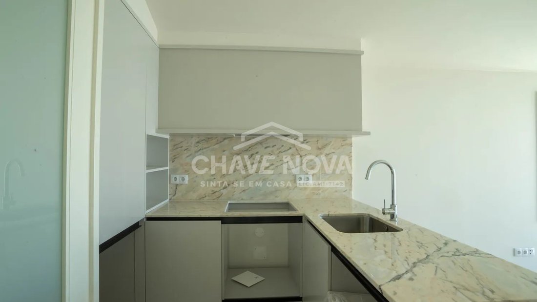 Apartment in Braga (Sao Jose de Sao Lazaro e Sao Joao do Souto), Braga, Portugal 2 - 19017646