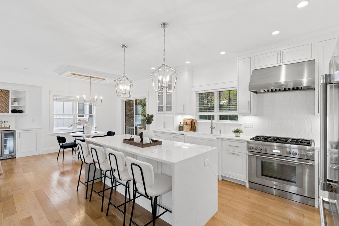 House in Newton, Massachusetts, United States 3 - 19017548