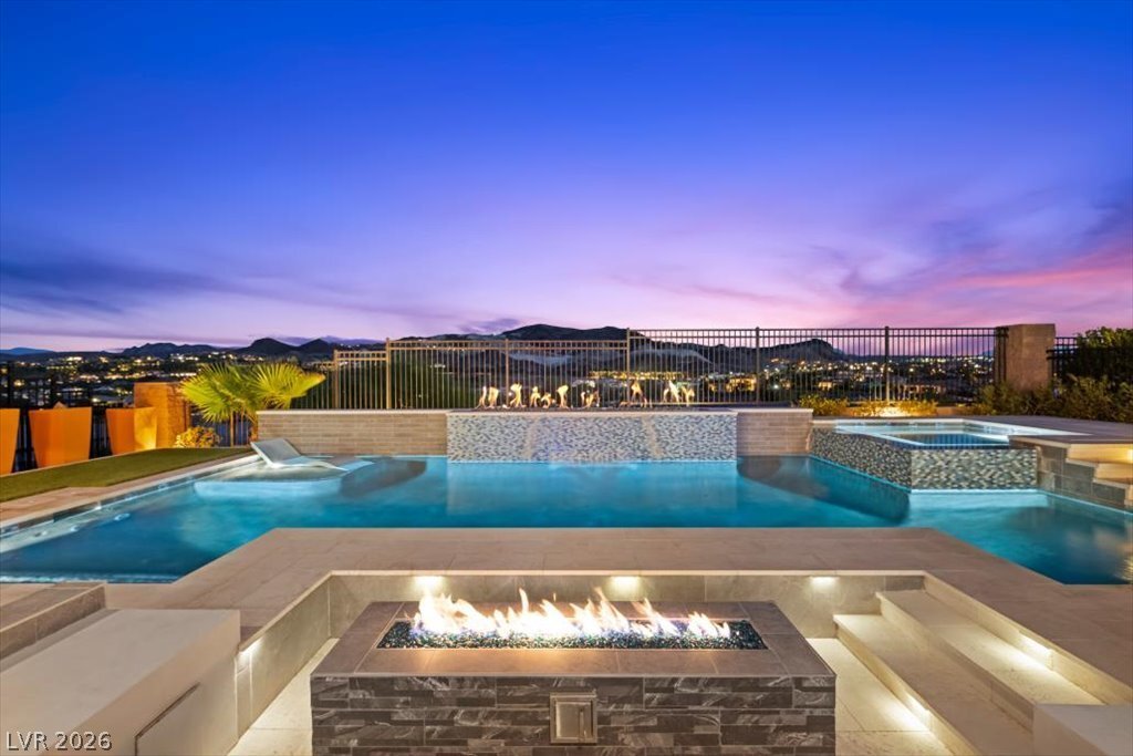 House in Henderson, Nevada, United States 3 - 19016372
