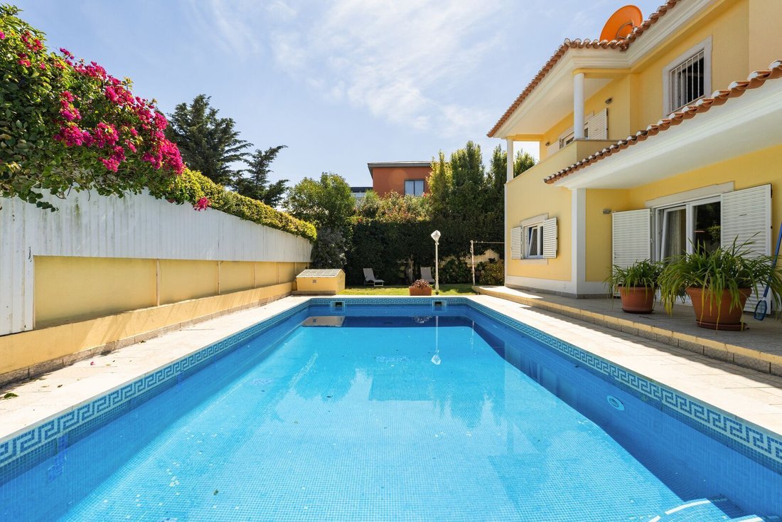 Villa in Cascais e Estoril, Lisbon, Portugal 1 - 19019078