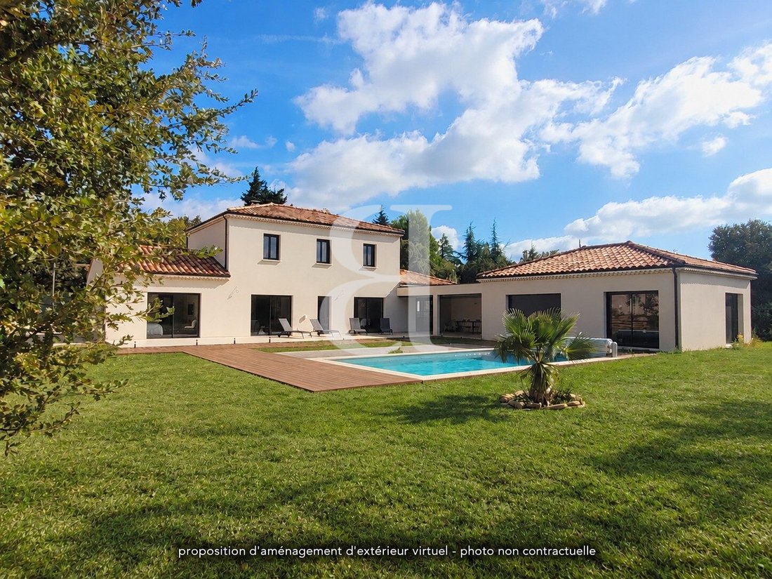 Villa in Grignan, Auvergne-Rhône-Alpes, France 1 - 19016552