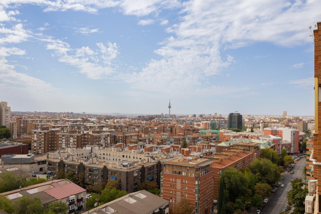 Apartment in Ciudad Lineal, Madrid, Spain 3 - 19019261