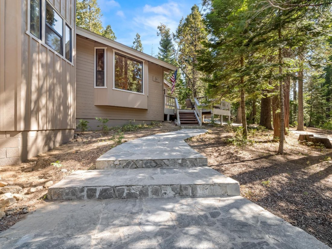 House in Shaver Lake, California, United States 3 - 19016998