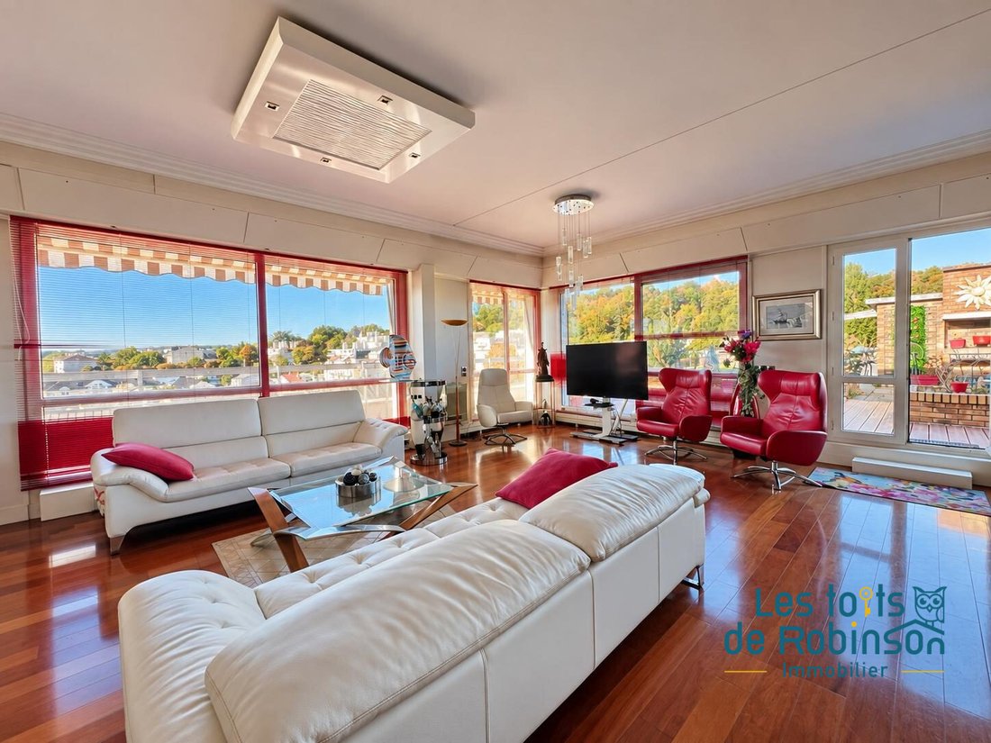 Apartment in Wallon, Le Plessis-Robinson, France 1 - 19016563