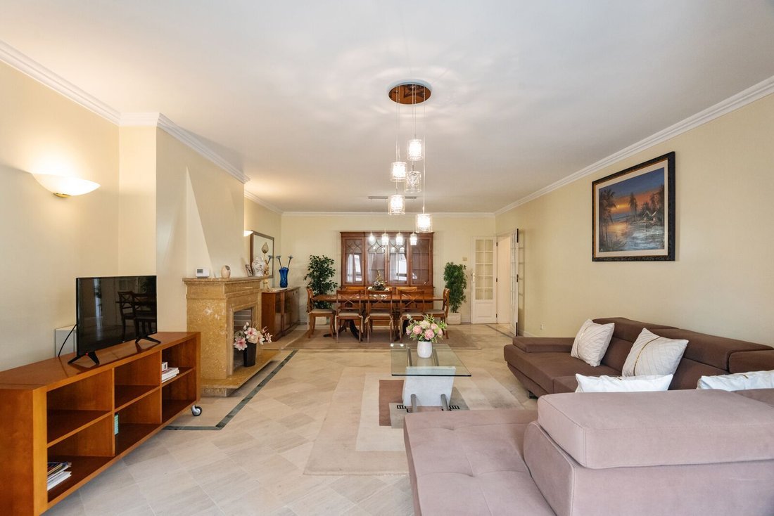 Apartment in Sao Domingos de Benfica, Lisbon, Portugal 2 - 19019179
