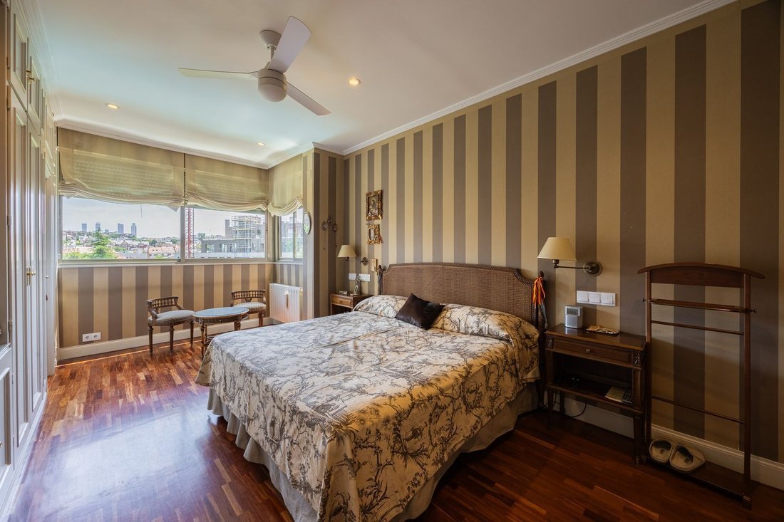 Apartment in Fuencarral-El Pardo, Madrid, Spain 4 - 19018591