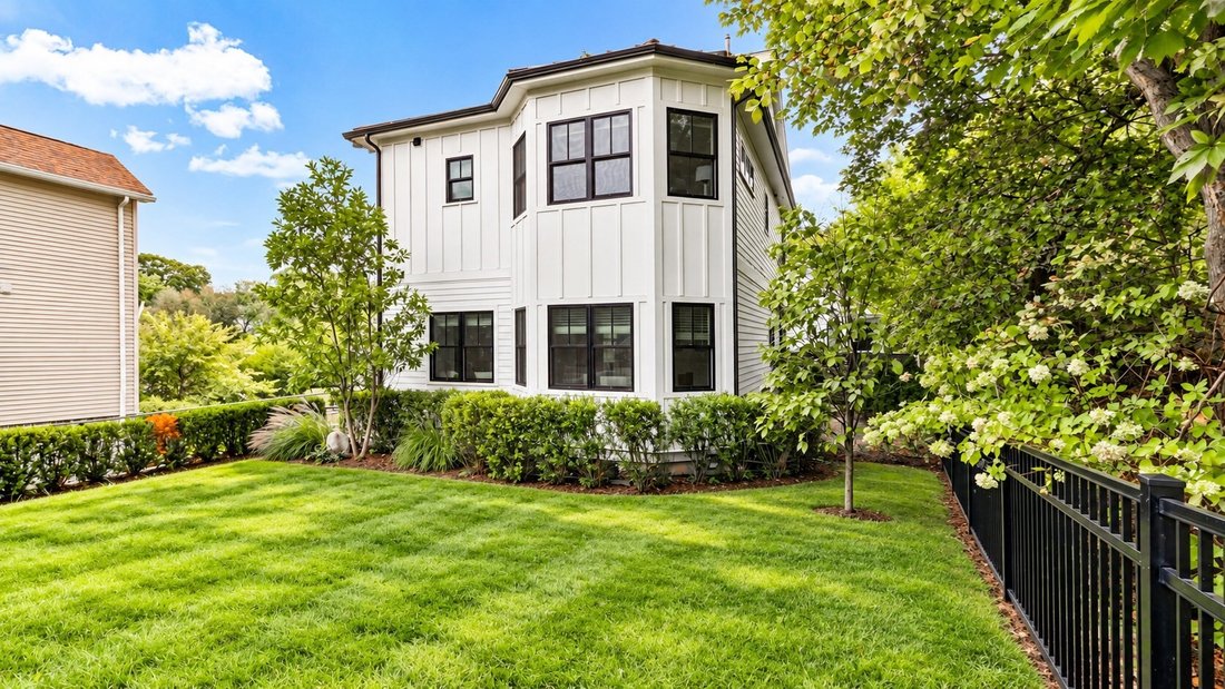 House in Newton, Massachusetts, United States 1 - 19017548