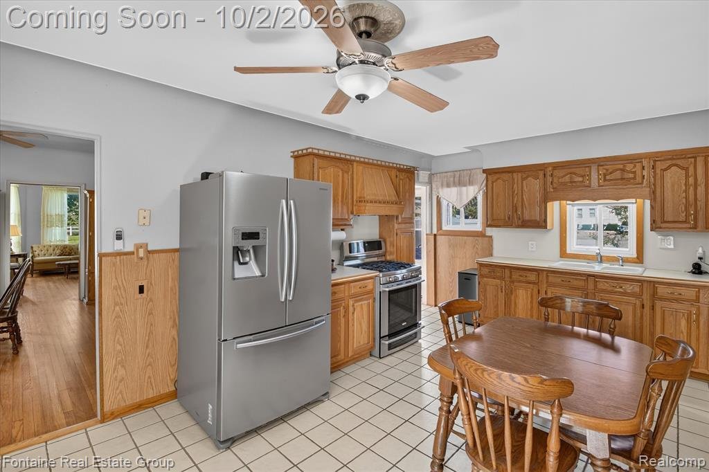Plymouth, Michigan, United States 5 - 19017190