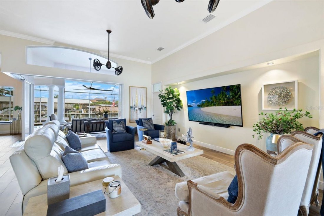 House in Cape Coral, Florida, United States 4 - 19016478