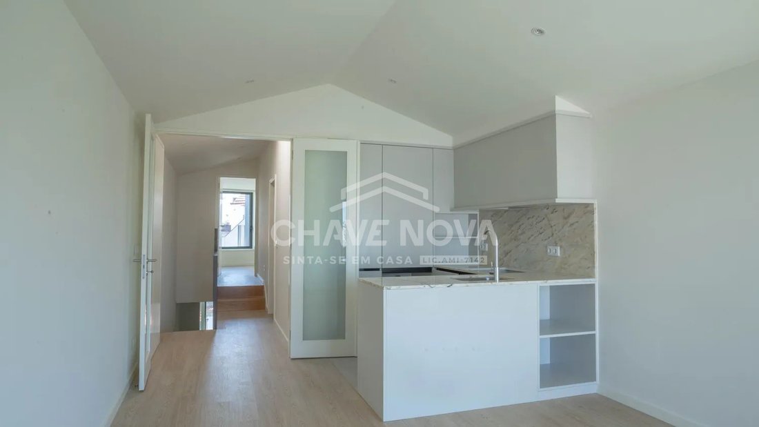 Apartment in Braga (Sao Jose de Sao Lazaro e Sao Joao do Souto), Braga, Portugal 3 - 19017646