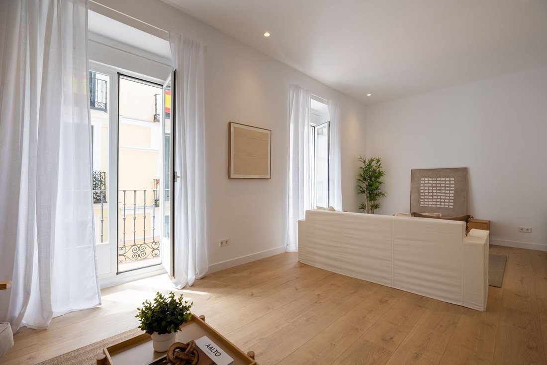 Apartment in Centro, Madrid, Spain 5 - 19017235