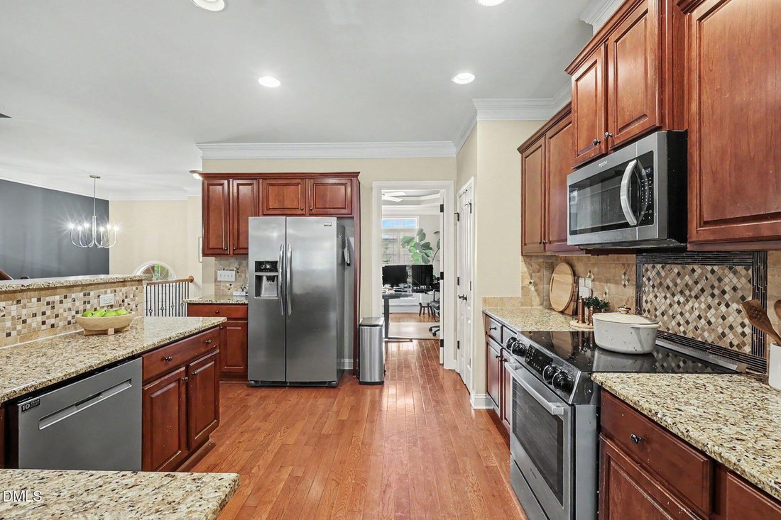 Townhouse in Cary, North Carolina, United States 4 - 19017132