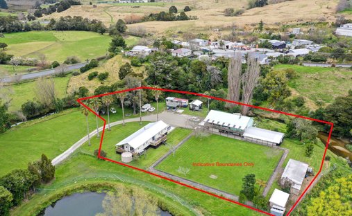 Haus in Maungaturoto, Northland, Neuseeland 1