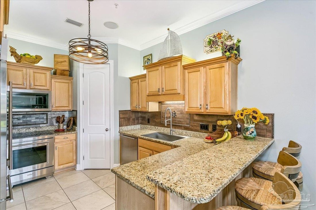 Townhouse in Gulf Breeze, Florida, United States 5 - 19017039