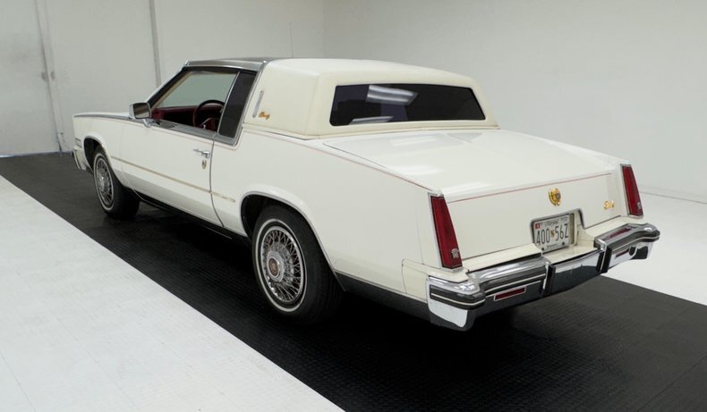 Coupe in Morgantown, United States 3 - 19017810