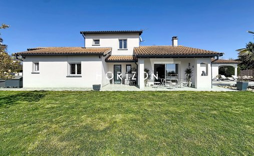 Casa de Campo en Villars-les-Dombes, Auvernia-Ródano-Alpes, Francia 1