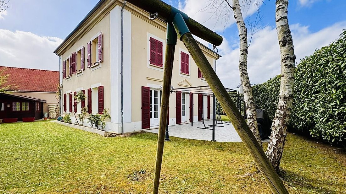 House in Bailly-Romainvilliers, Ile-de-France, France 4 - 17724460