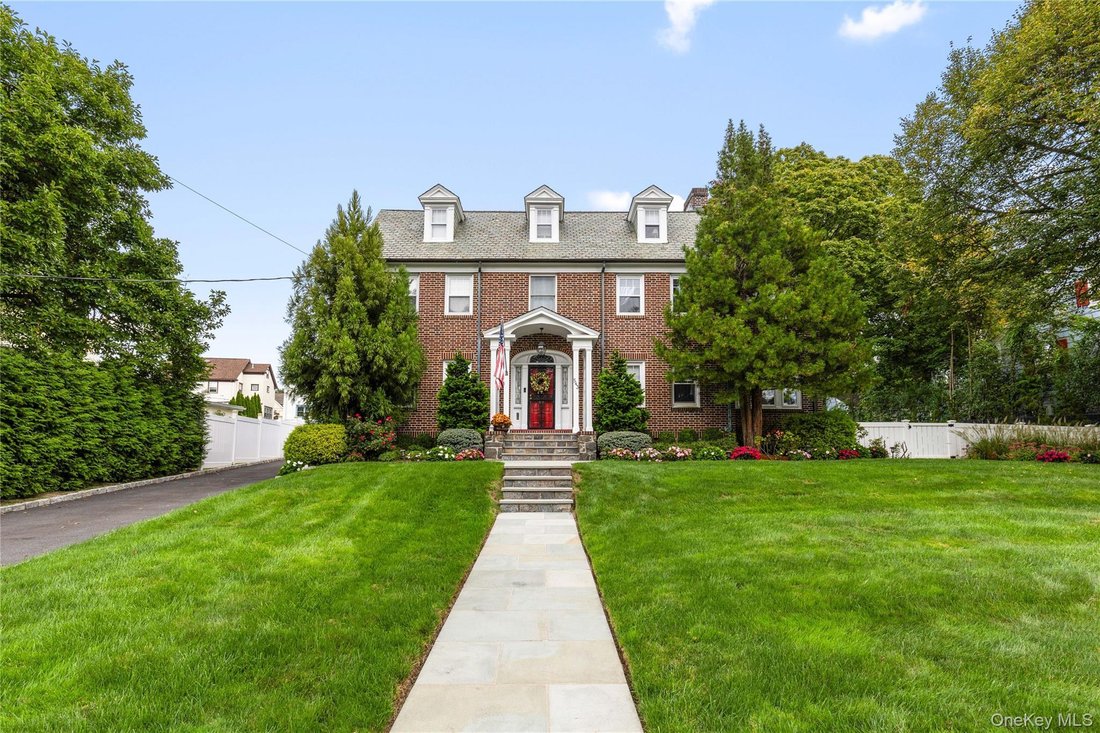 House in Port Chester, New York, United States 1 - 19017382