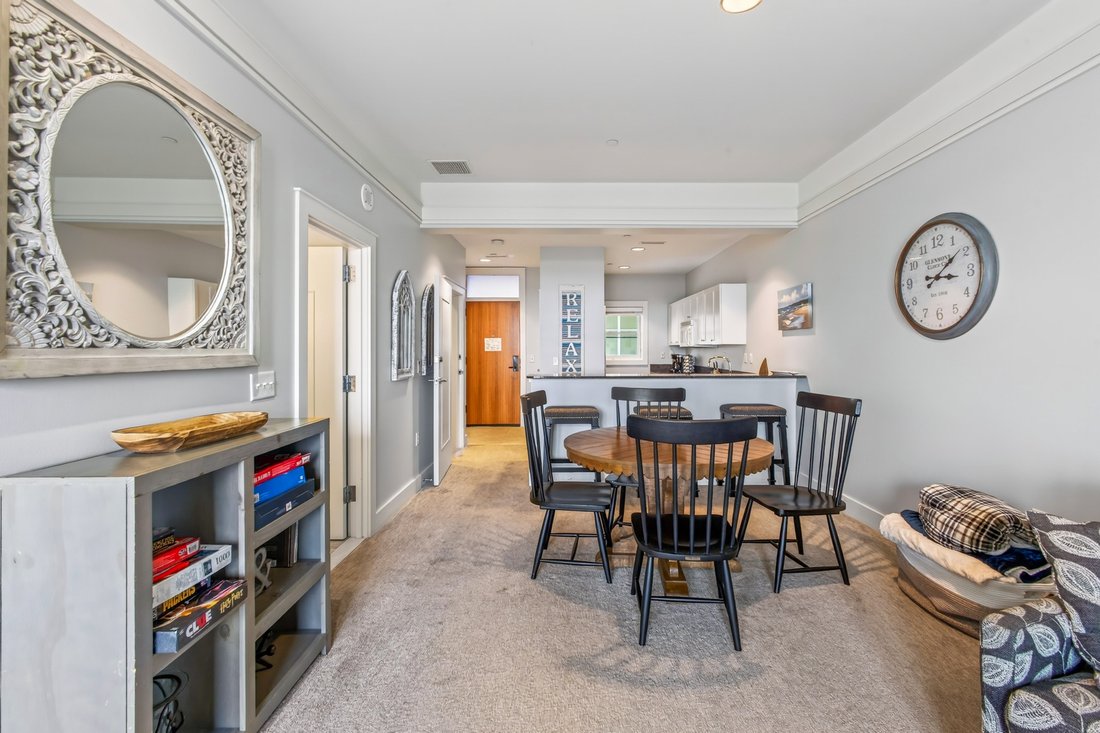 Condo in Petoskey, Michigan, United States 5 - 19017839