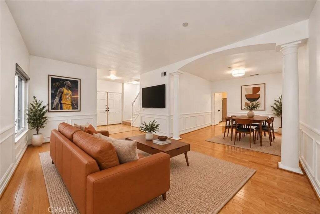 Condo in Monterey Park, California, United States 4 - 19017631
