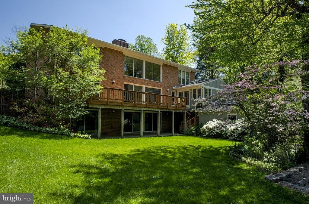 House in Hybla Valley, Virginia, United States 2 - 19016433
