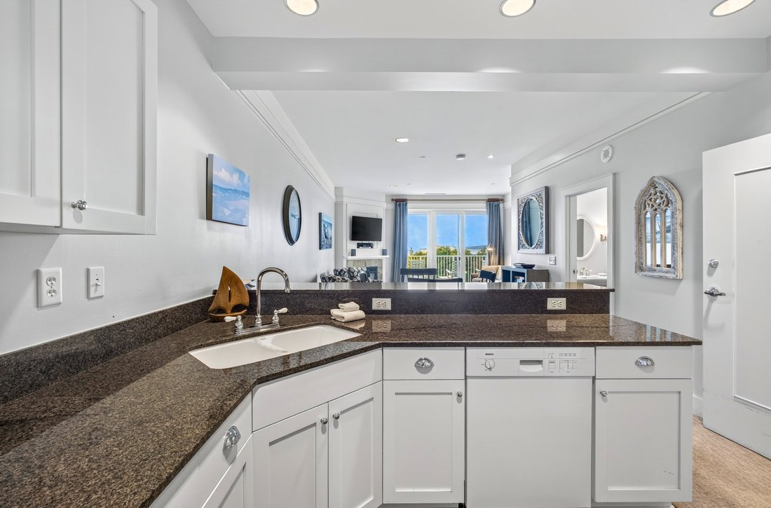 Condo in Petoskey, Michigan, United States 4 - 19017839